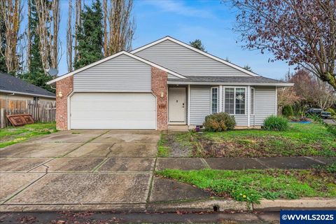 2367 Dorsey Dr Hubbard OR 97032