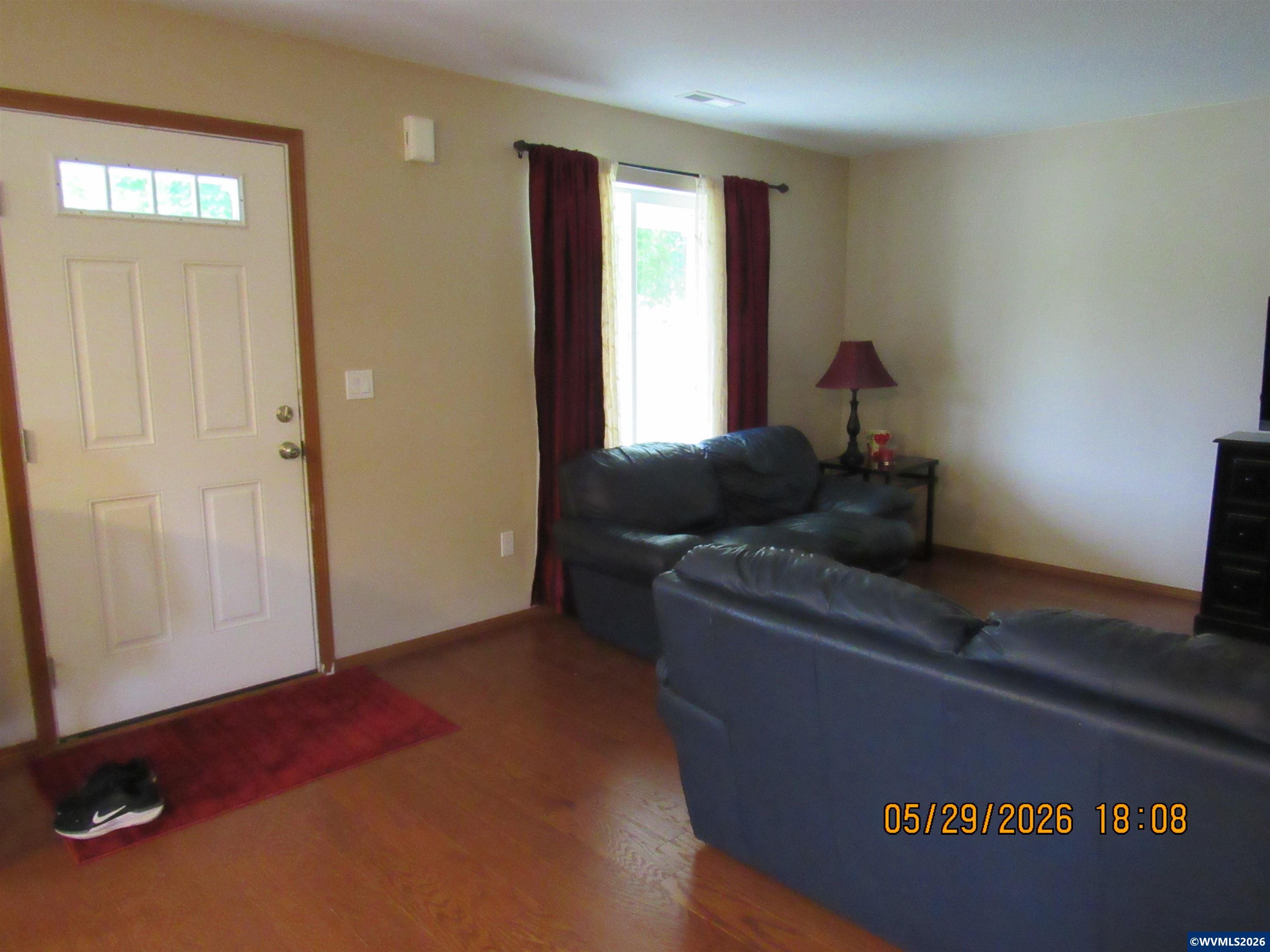 553 SW Kingwood Av