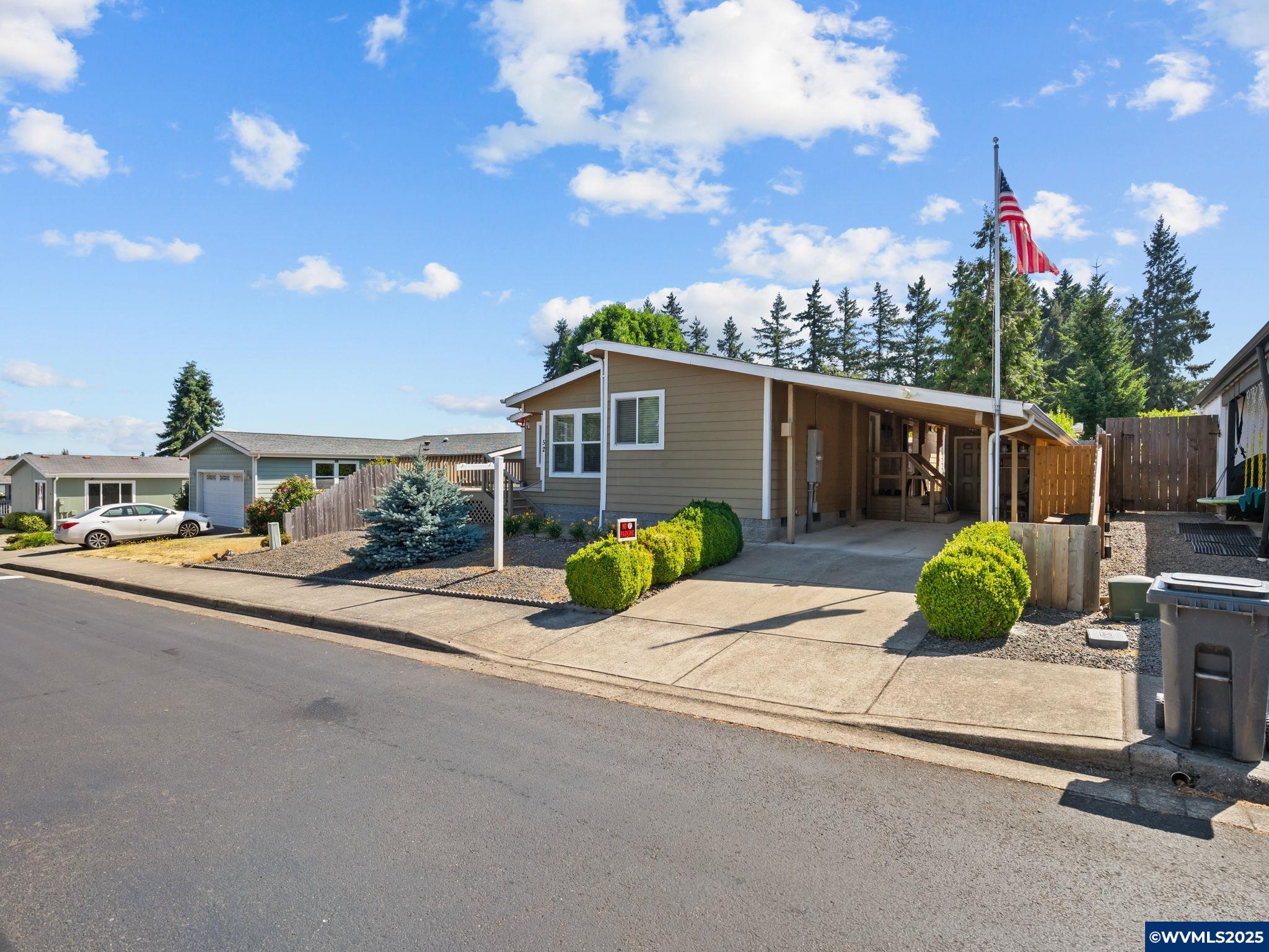 1015 Oak (#52) St