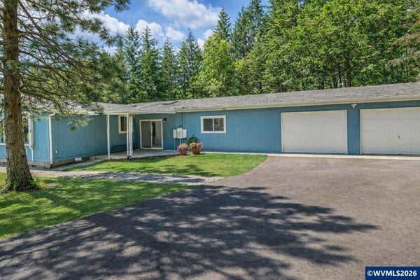10693 SOUTHVIEW LOOP SE, JEFFERSON, OR 97352 - Image 2e7e9aa2601807fb81d0e3edee69f292/2190952453