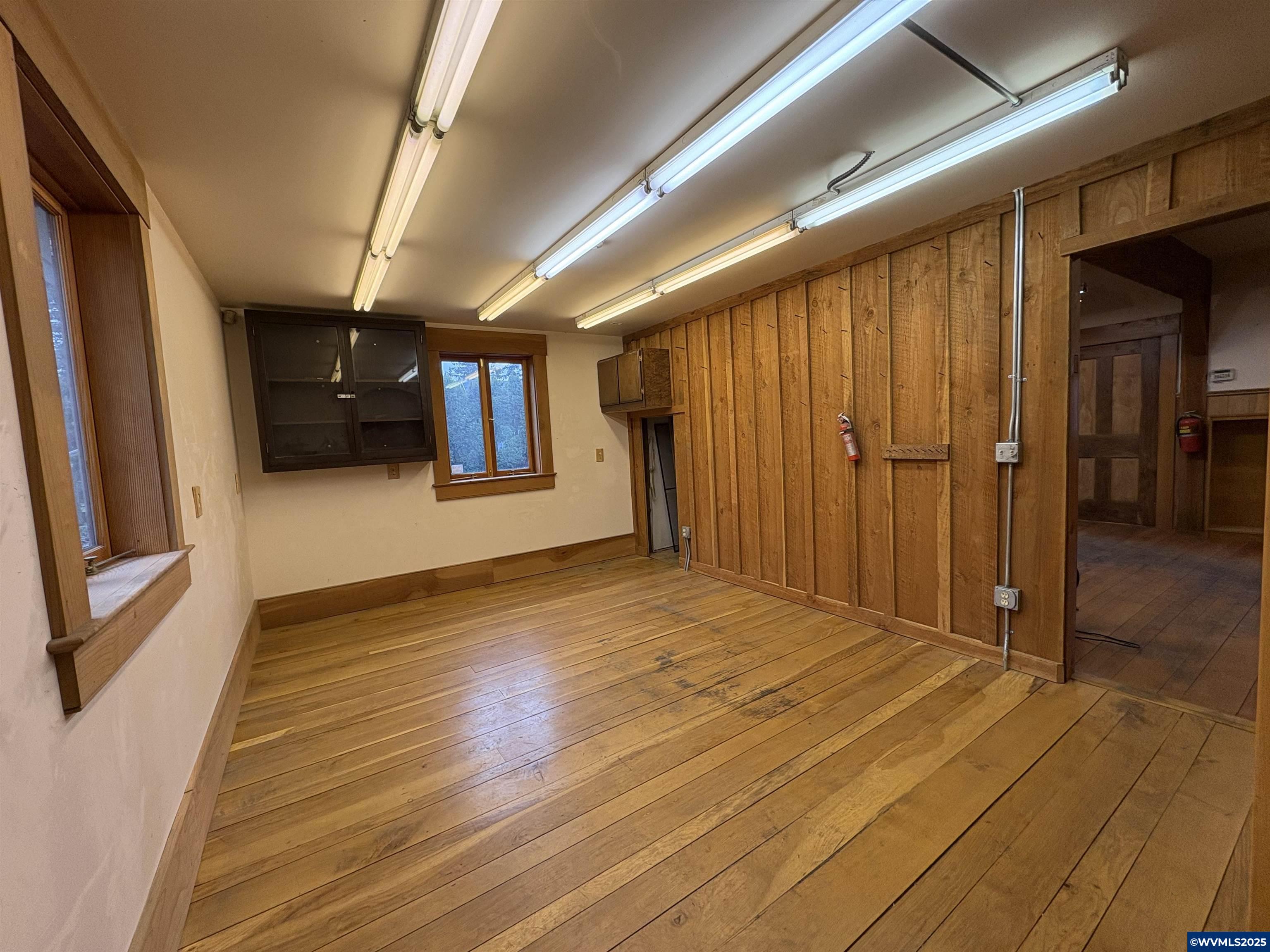 Stayton, Oregon 97383, United States, 4 Bedrooms Bedrooms, ,3 BathroomsBathrooms,Residential,Active,255219