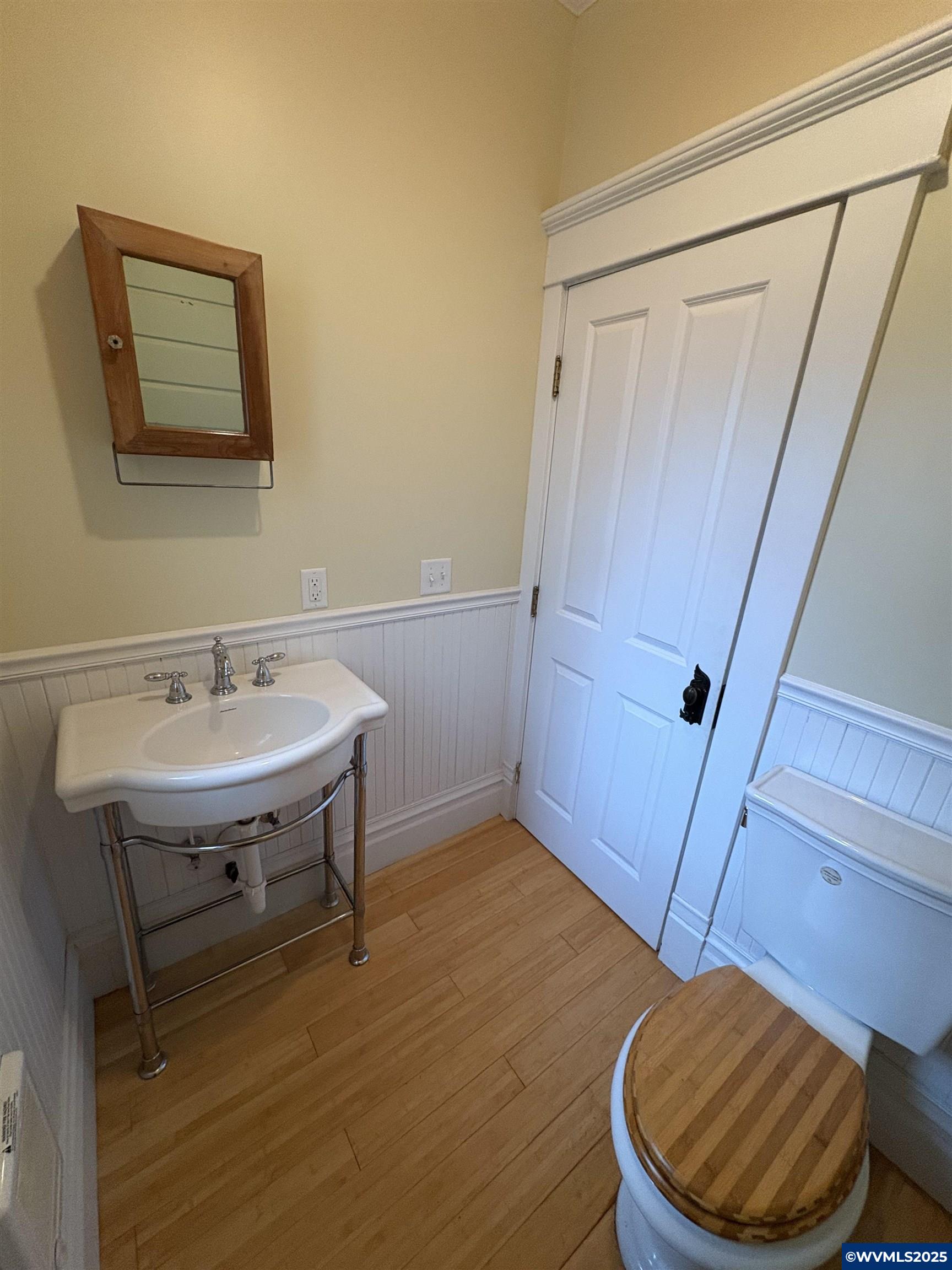 Stayton, Oregon 97383, United States, 4 Bedrooms Bedrooms, ,3 BathroomsBathrooms,Residential,Active,255219