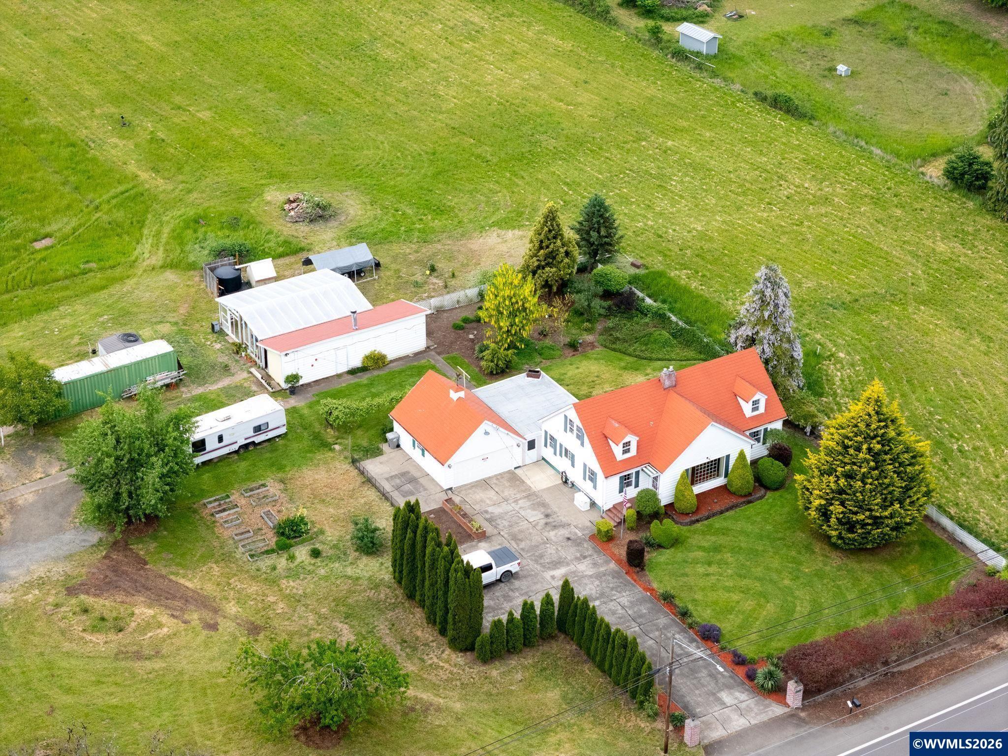 1350 NW Springhill Dr