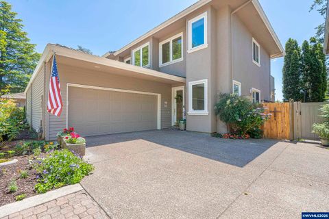 32082 SW Charbonneau Dr Dr Wilsonville OR 97070