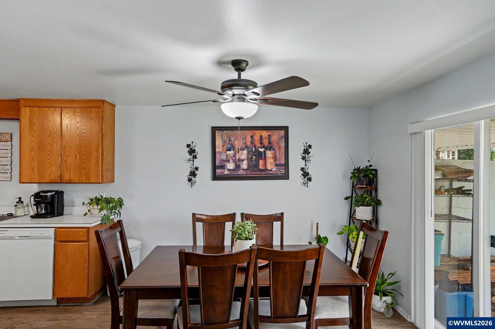 1916,1920 SE 16th Av