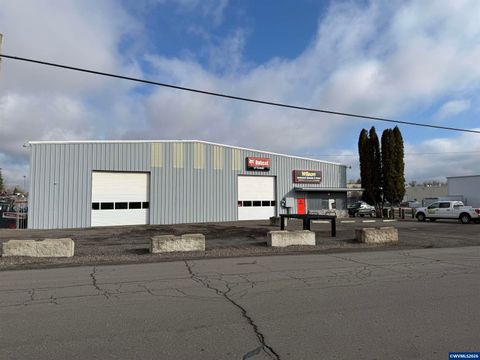 2155 Claxter Rd NE Salem OR 97301