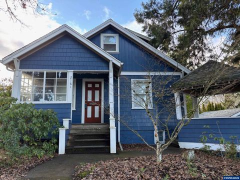 2161 Winter St SE Salem OR 97302