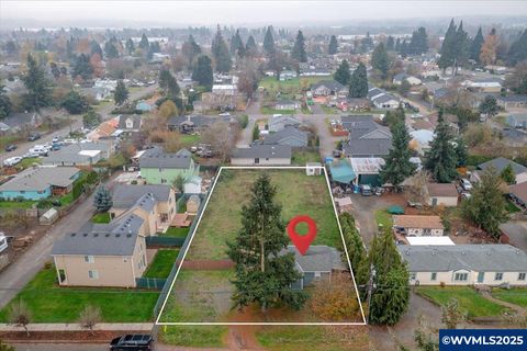 4140 Durbin Av SE Salem OR 97317