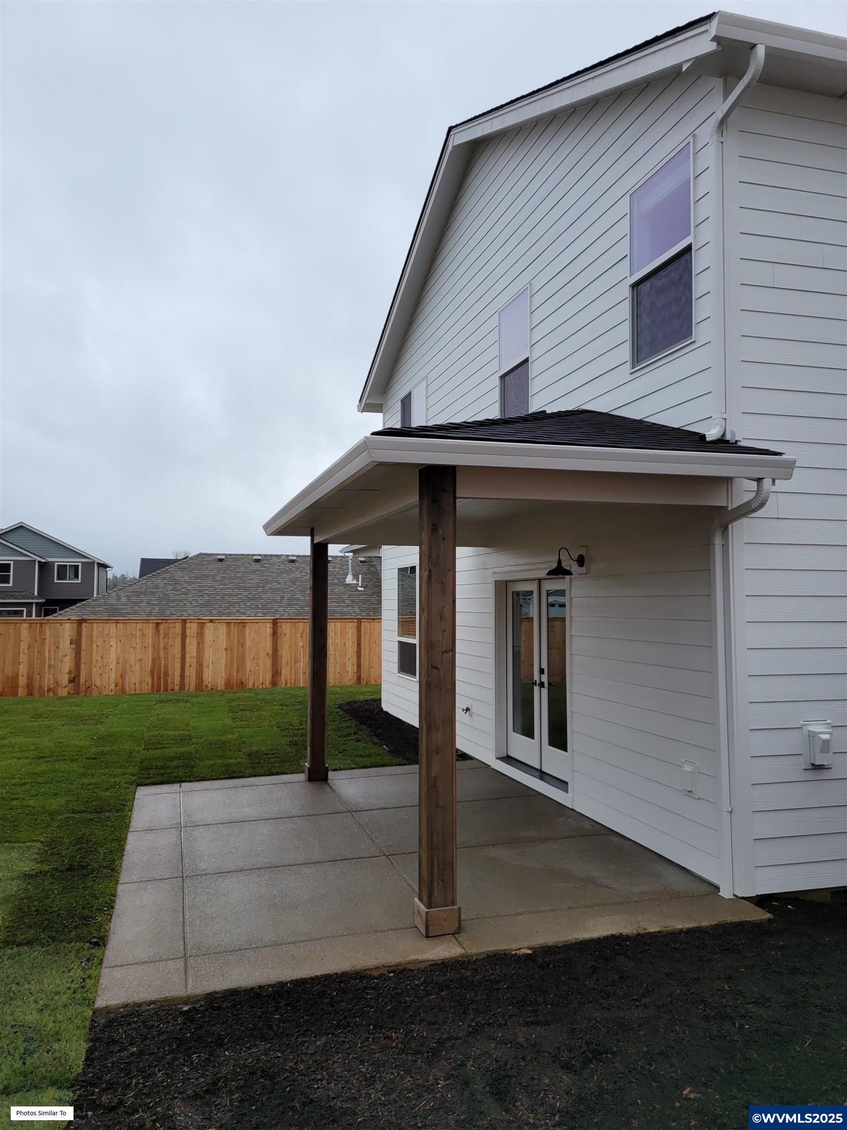 Lot C NW Crater Lake Dr