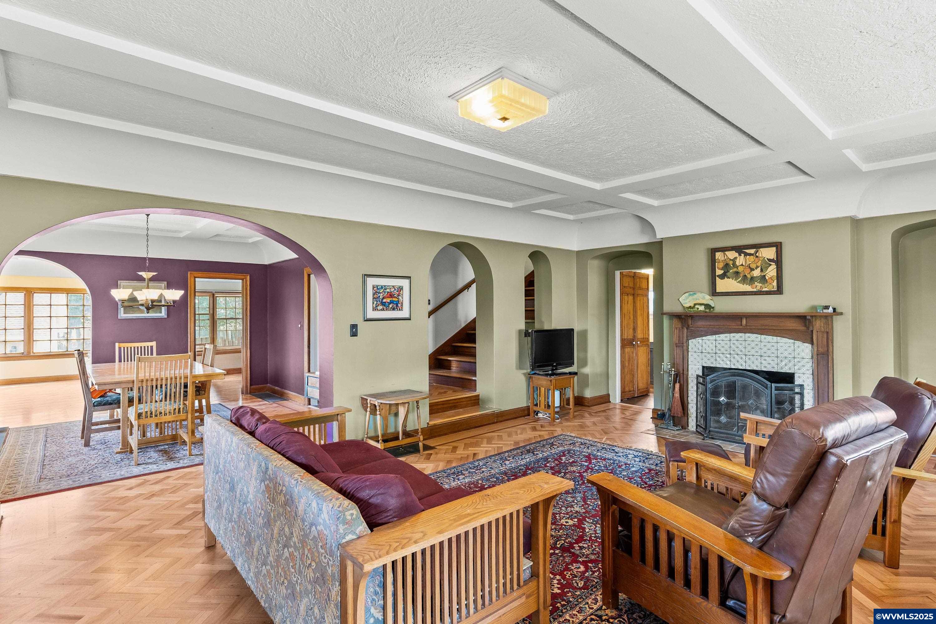 1936 Orchard Heights Rd NW