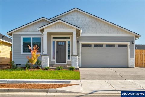 1055 Sassafras St Independence OR 97351