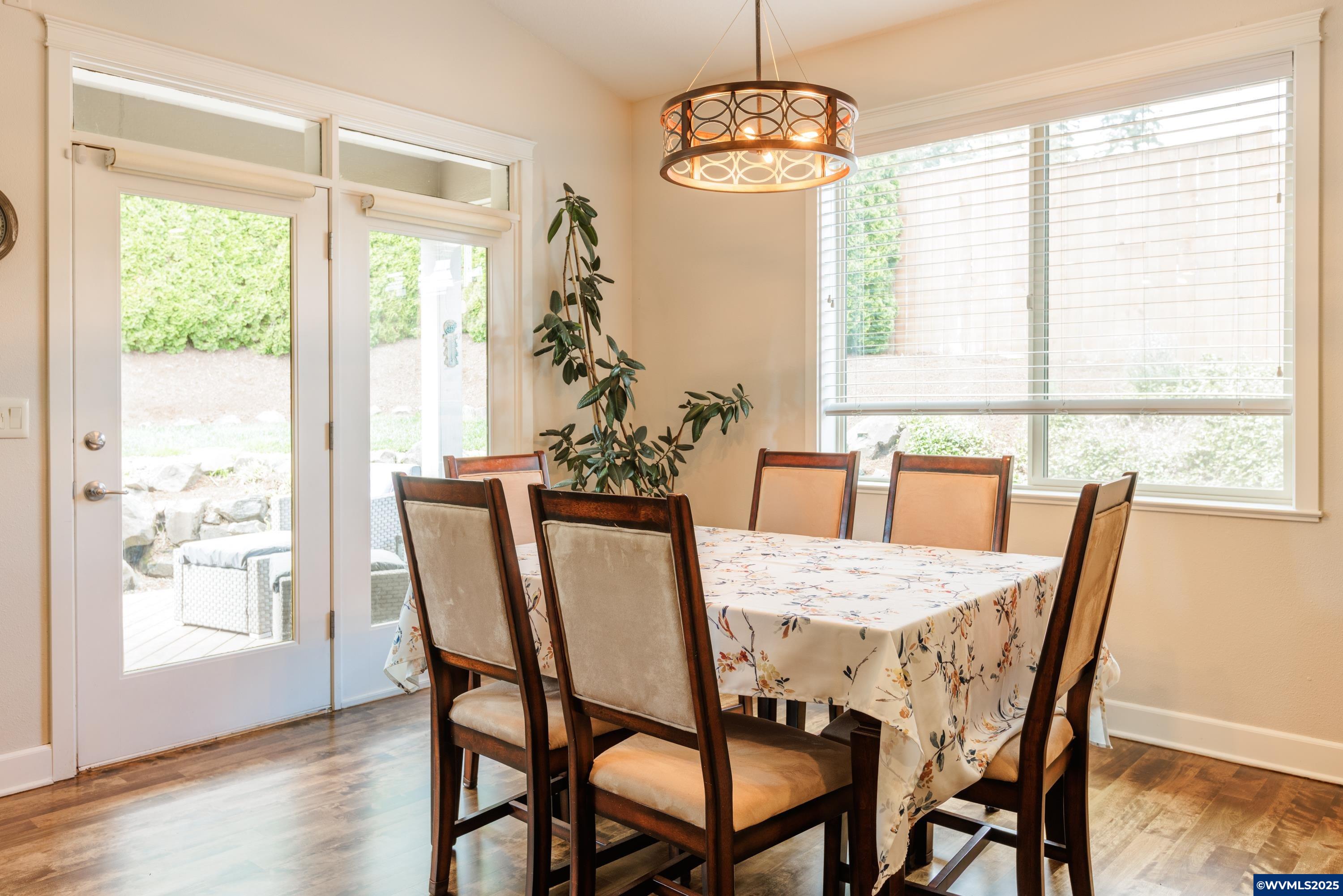 Salem, Oregon 97304, United States, 3 Bedrooms Bedrooms, ,3 BathroomsBathrooms,Residential,Active,116464