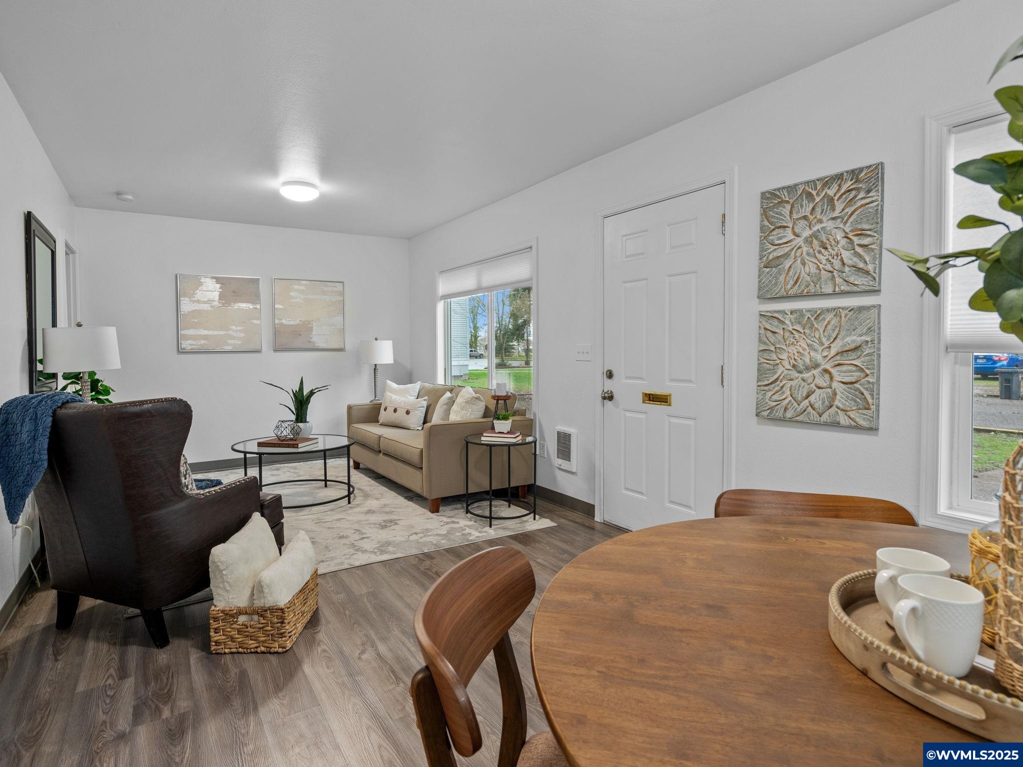 180 Eaton St