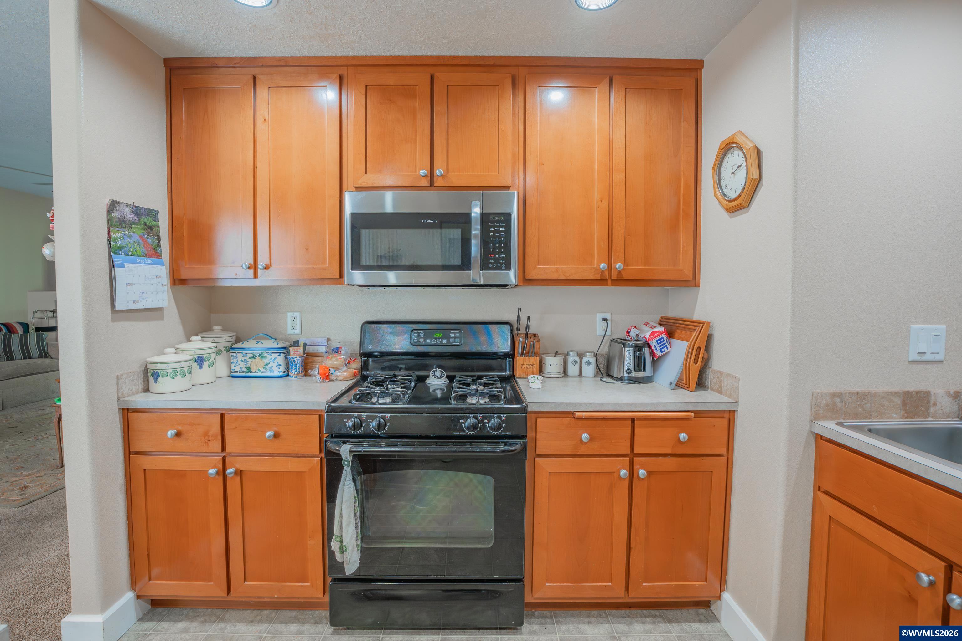 112 Weldwood Dr