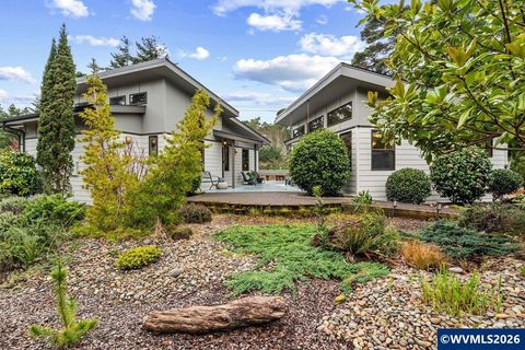 4975 Heceta Beach Rd Florence OR 97439