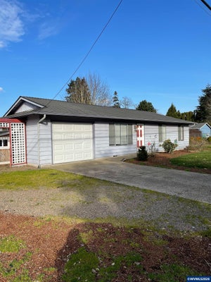 323 MANBRIN DR N, KEIZER, OR 97303 - Image 3e64c54d7484f5ed0d2fdf090a227a54/3261835681