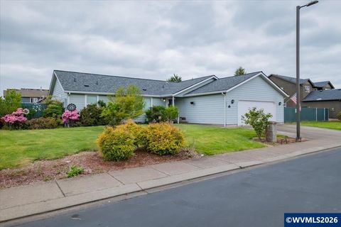 5323 Olympic Cir Eugene OR 97402