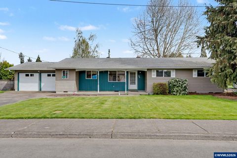 555 Sacre Ln N Monmouth OR 97361