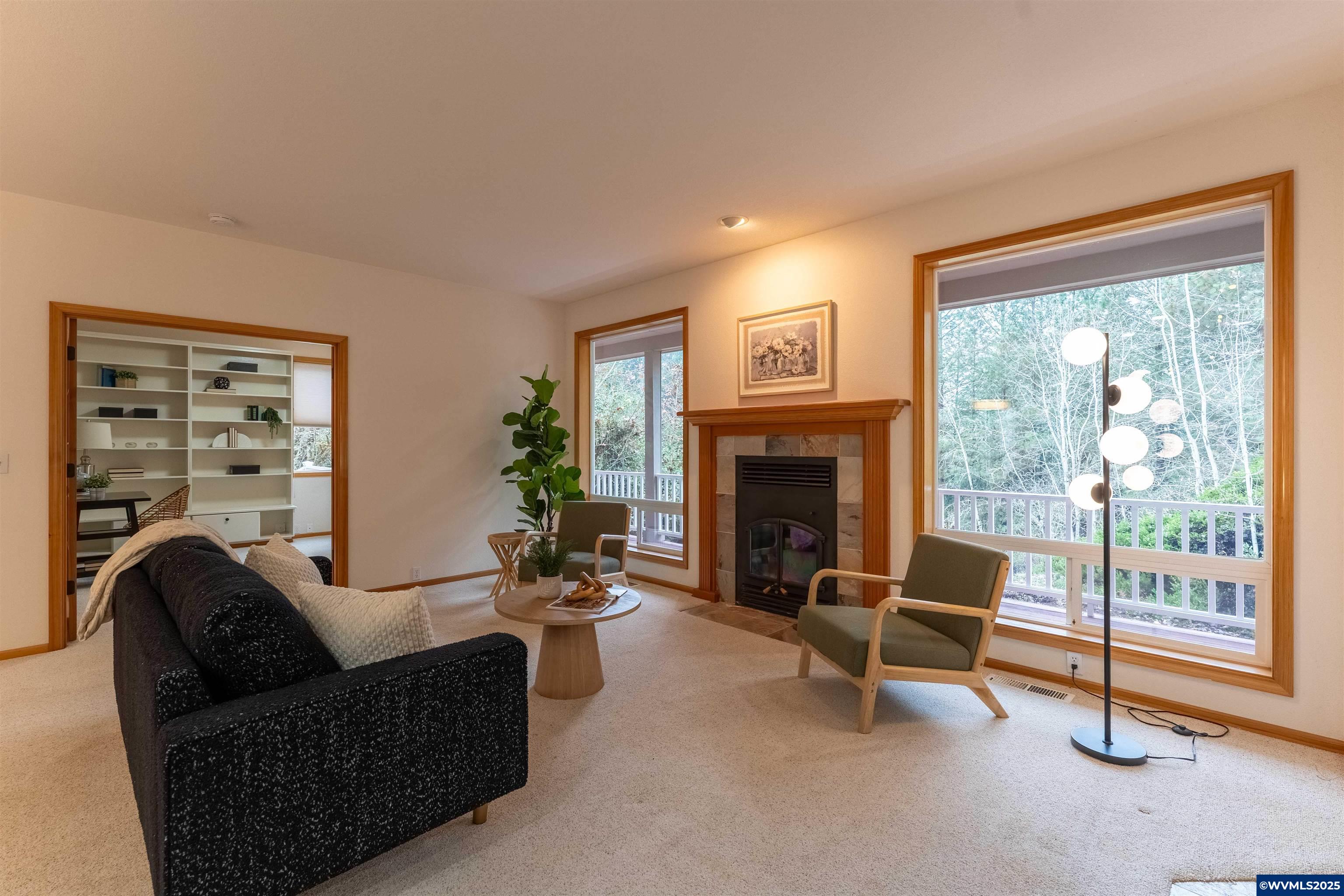 6613 SW West Hills Rd