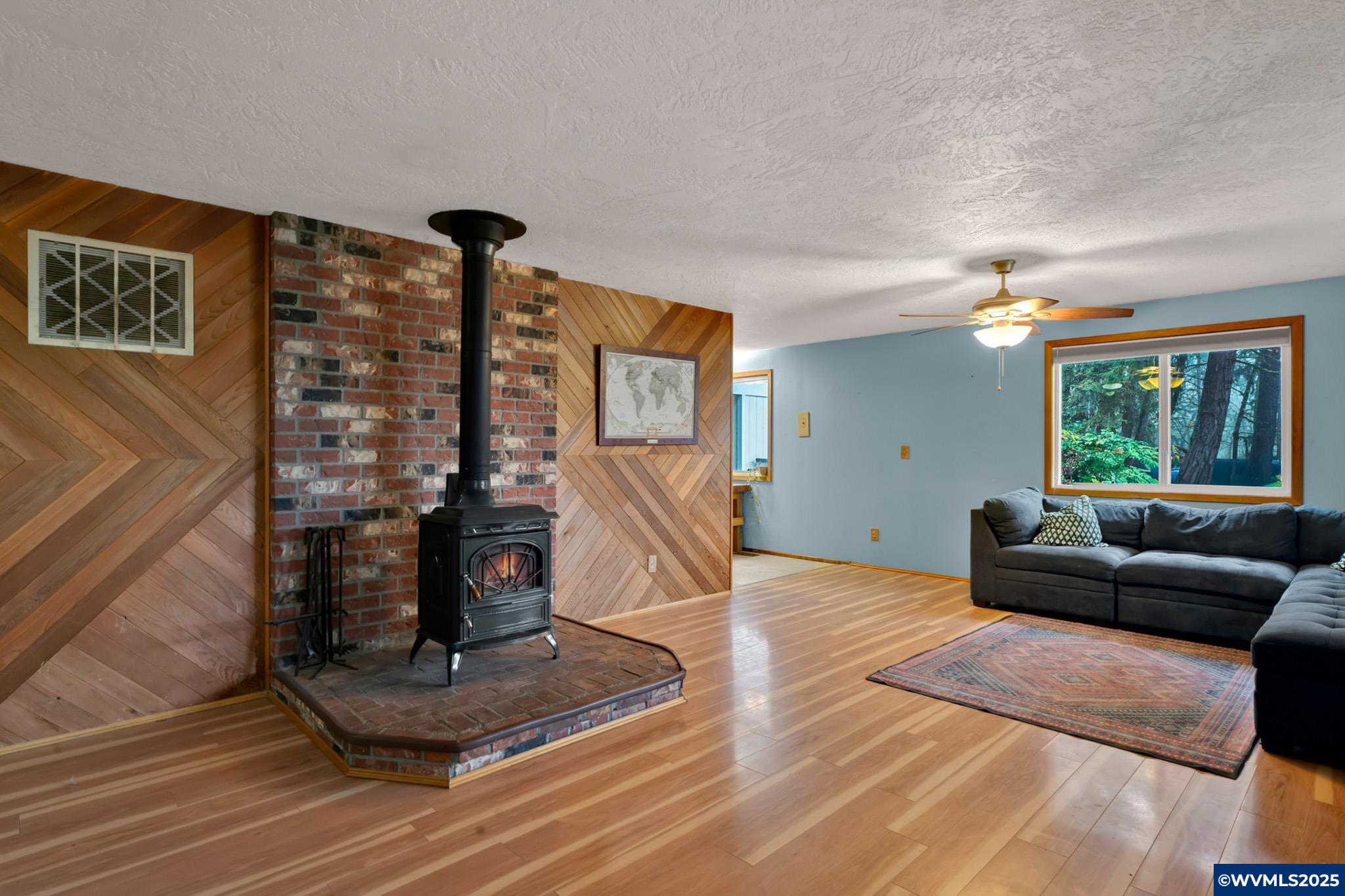 30450 Butte Creek Rd