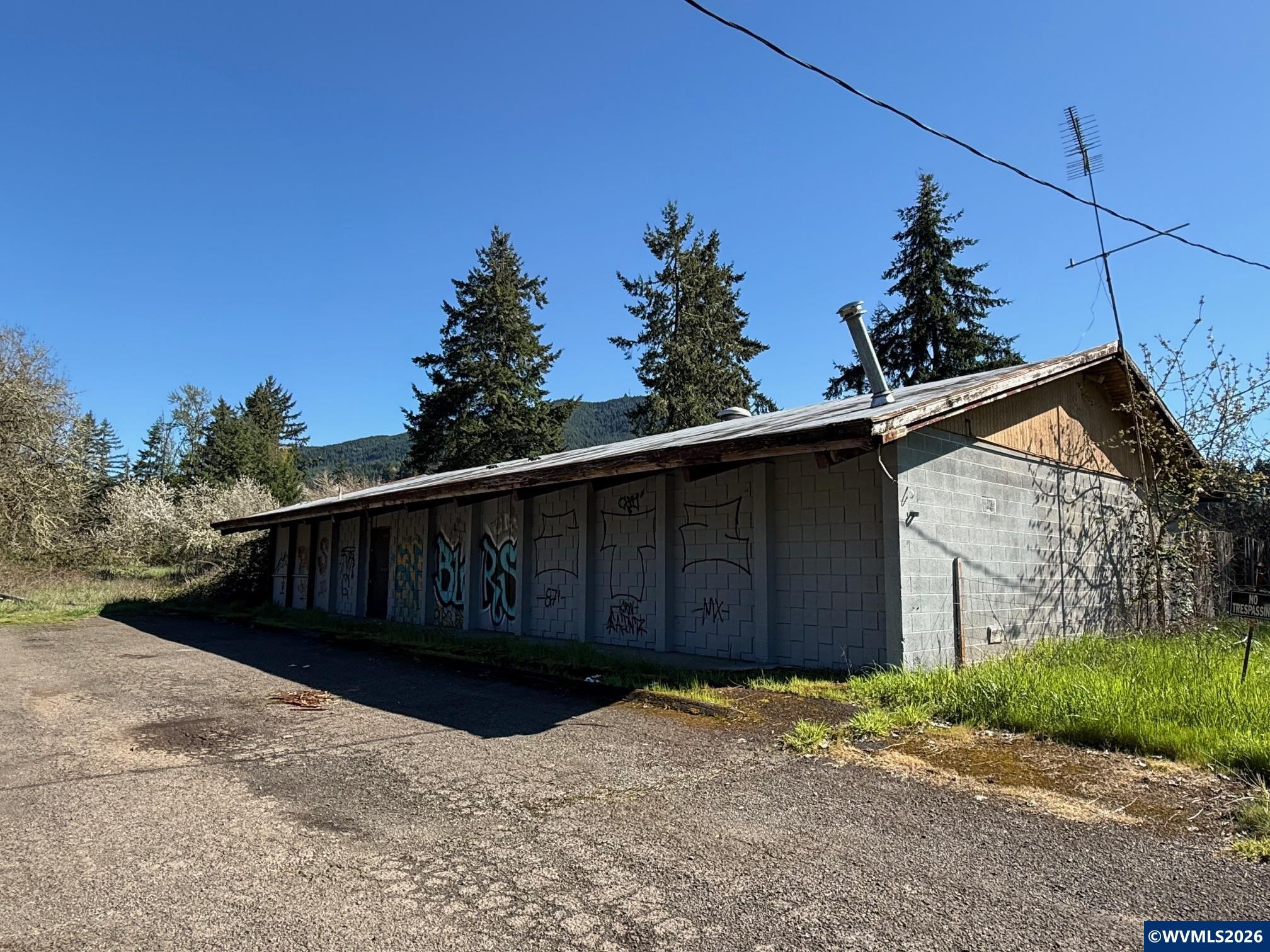 40144 Big Fall Creek Rd