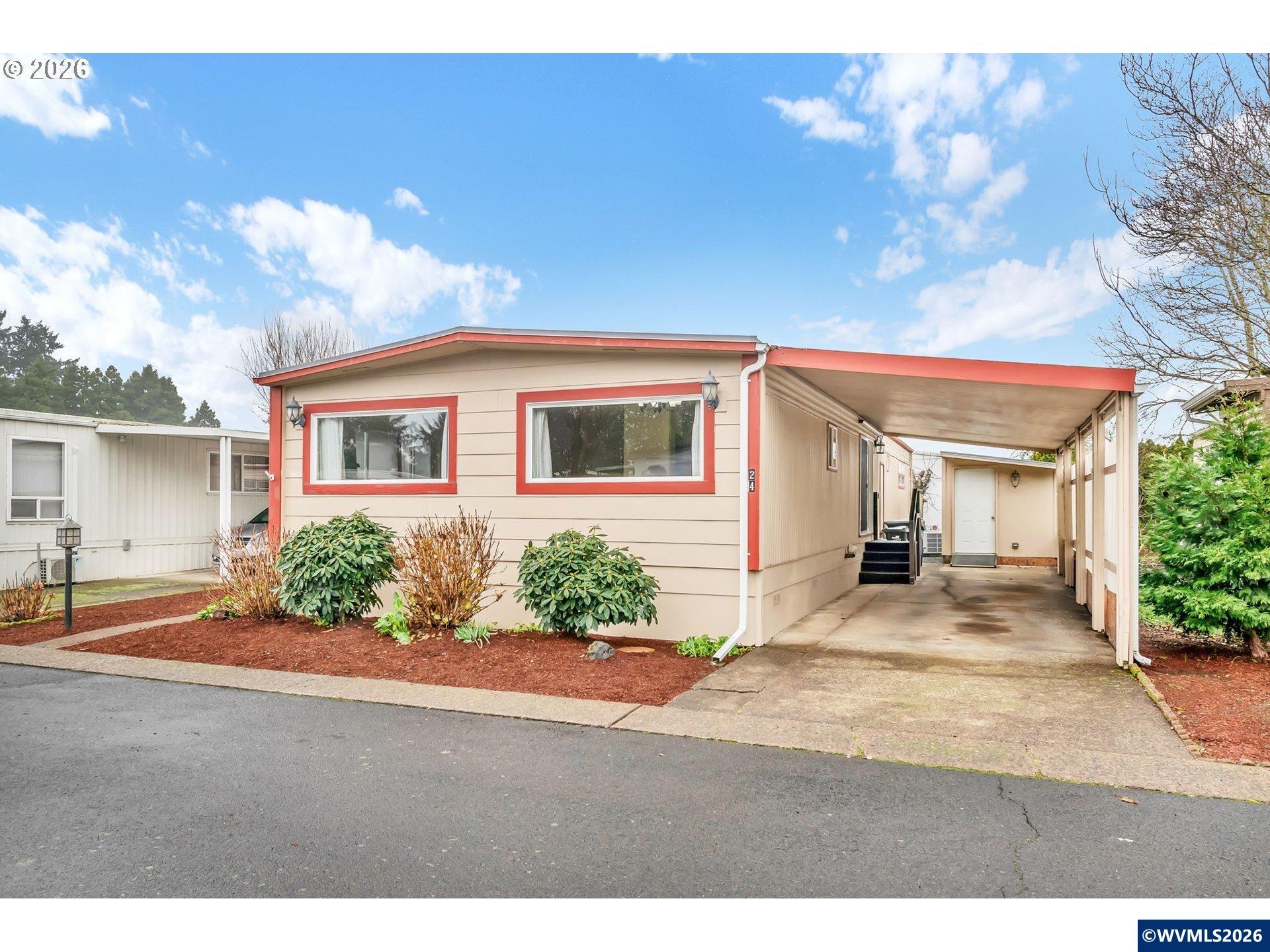 1800 Lakewood Ct
