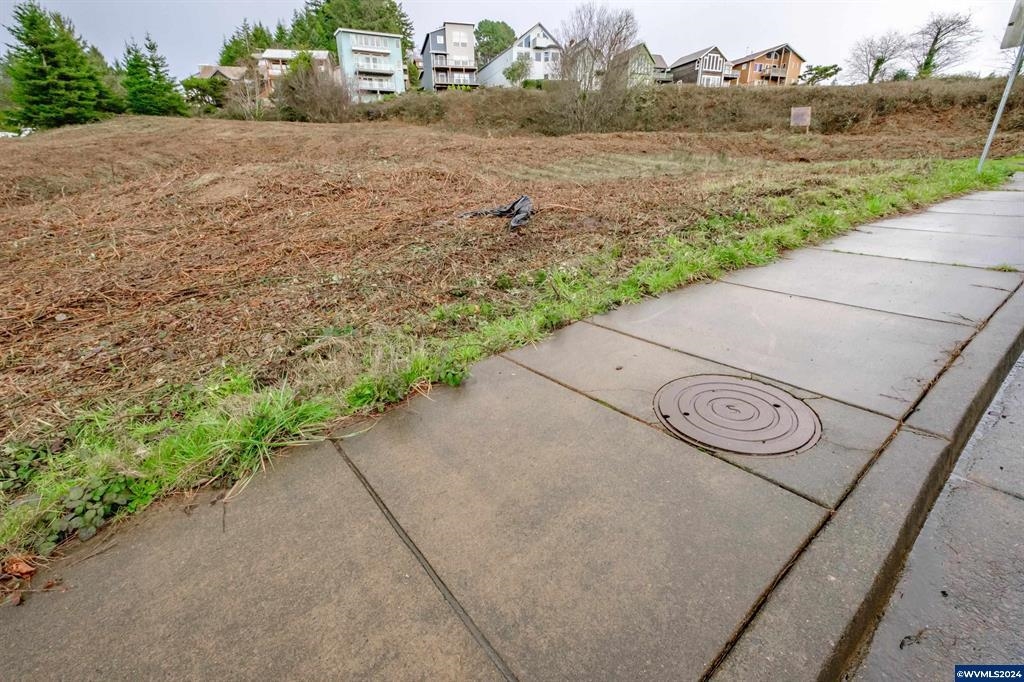 Newport, Oregon 97365, United States, ,Commercial,Active,22777