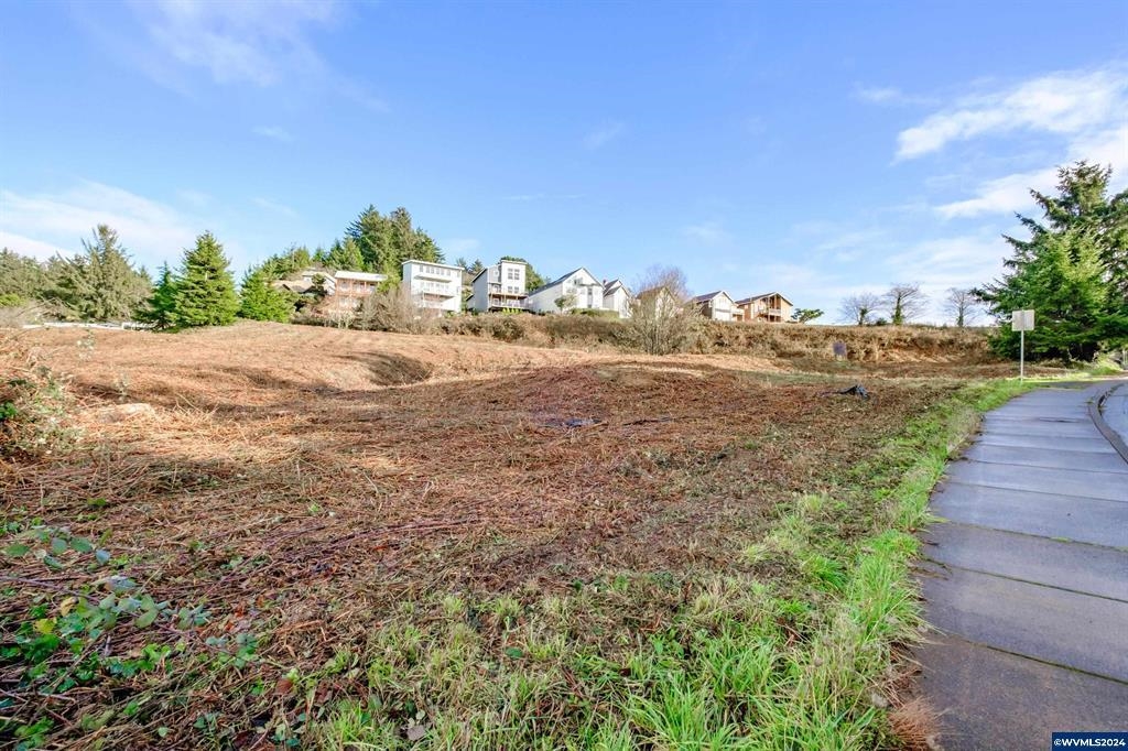 Newport, Oregon 97365, United States, ,Commercial,Active,22777