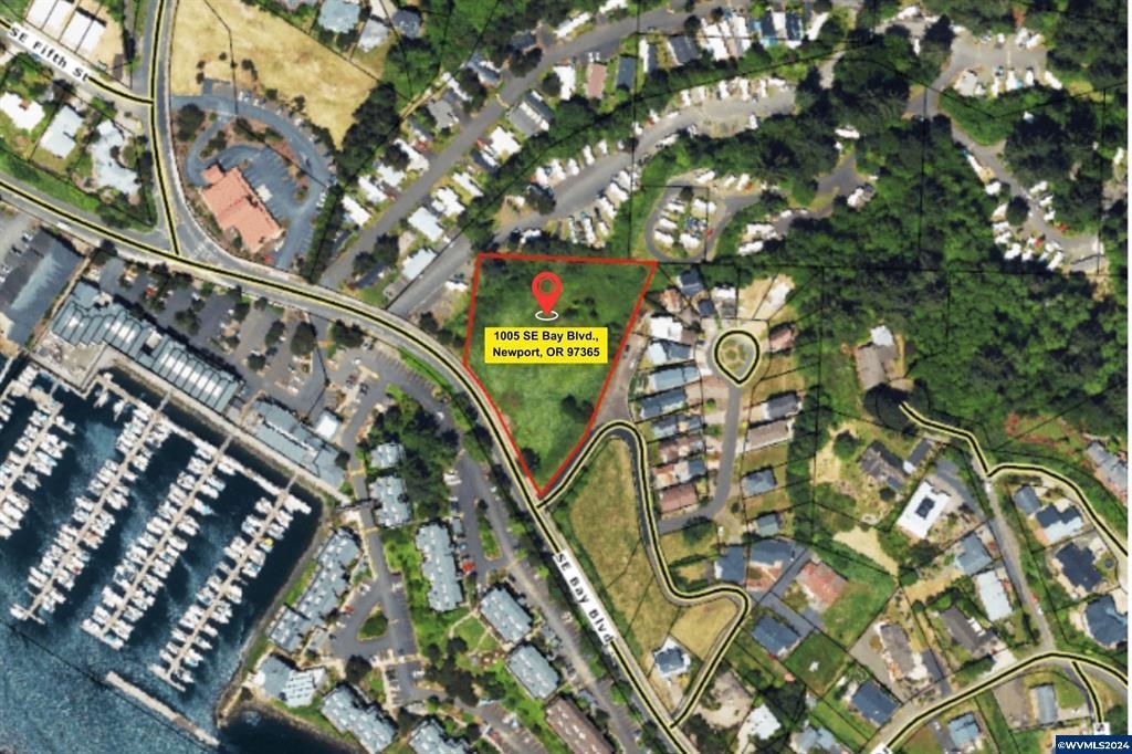 1005 SE Bay Bl
