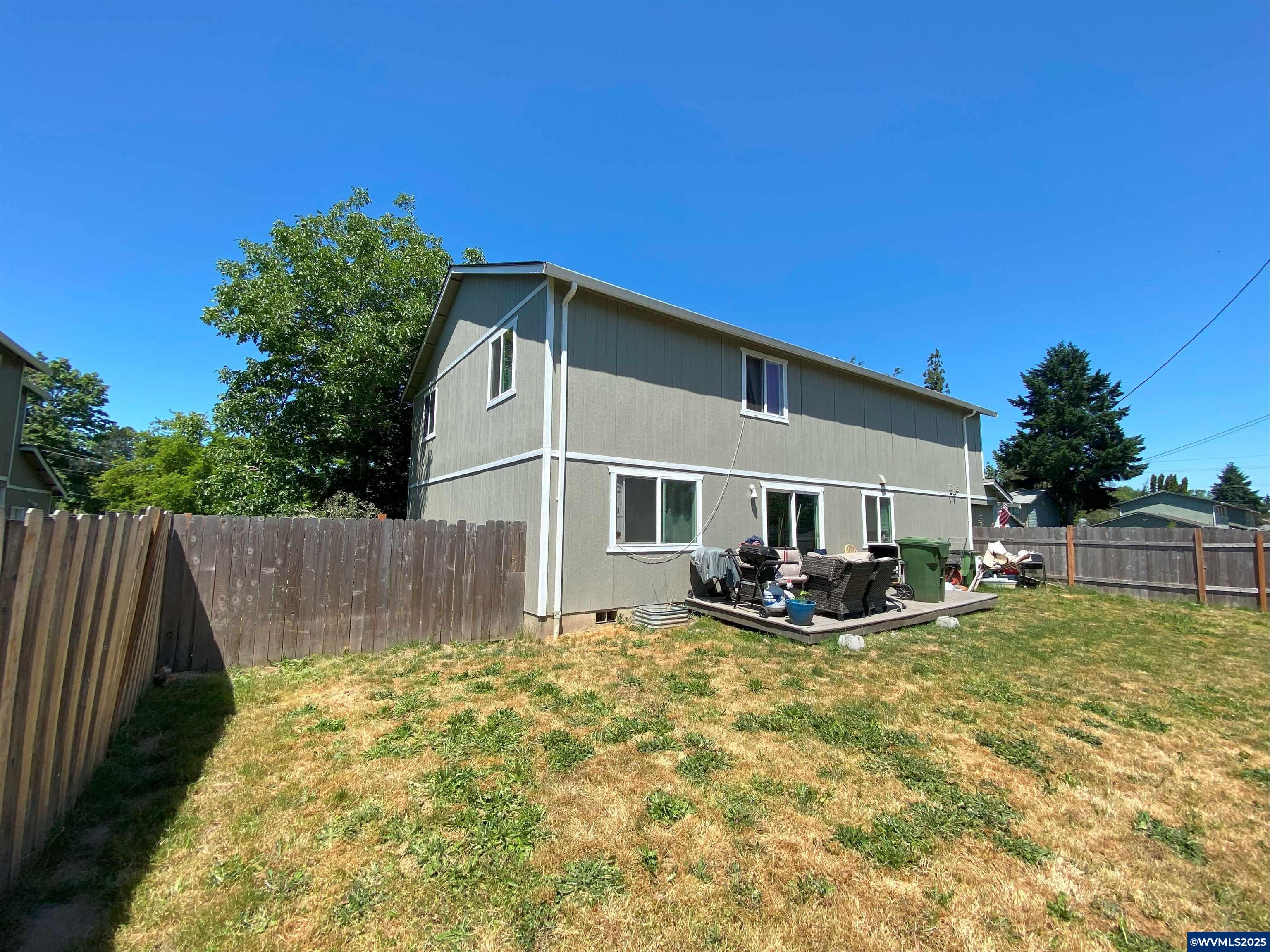 1180-1194 Nebraska Av NE