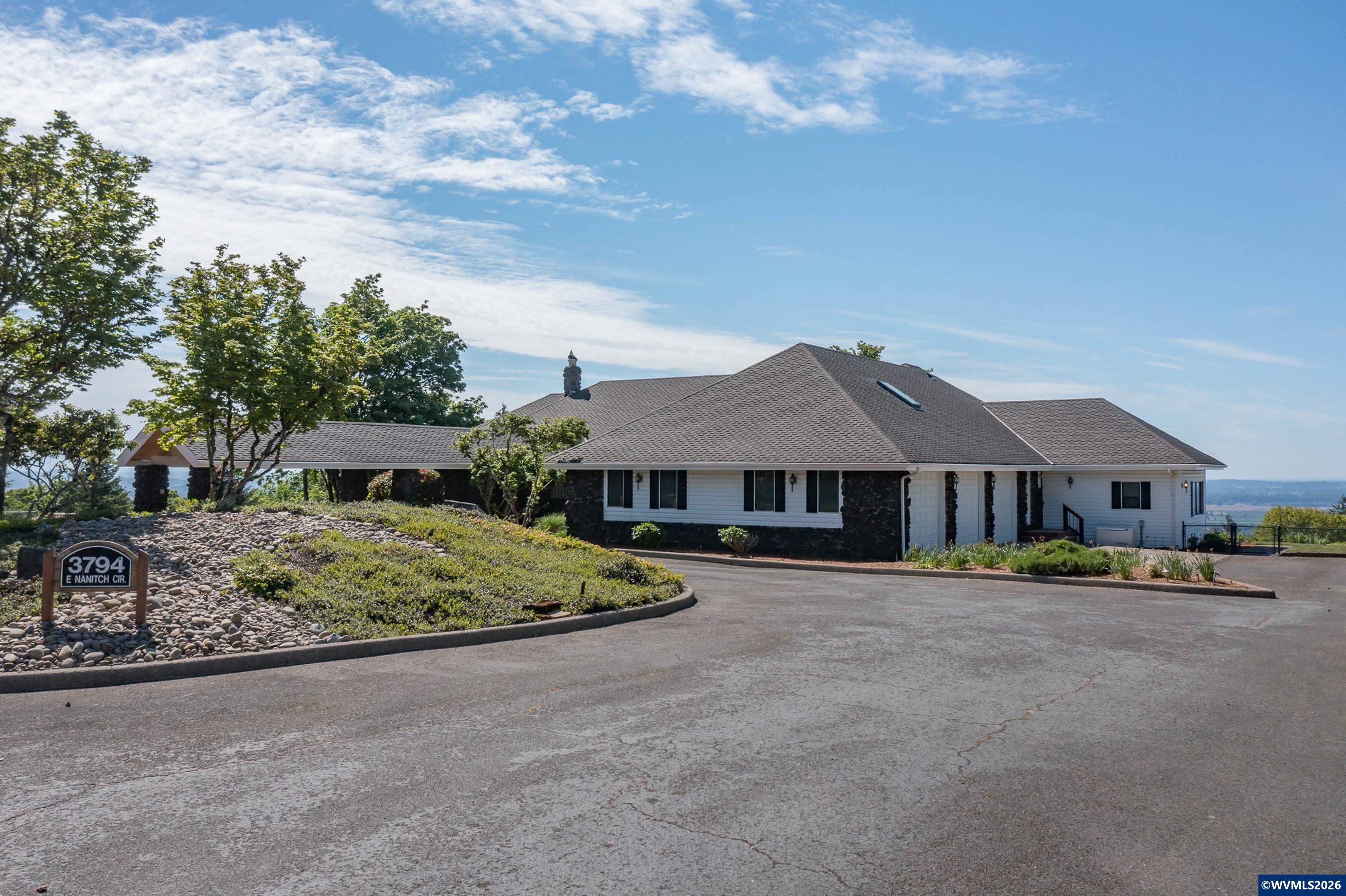 3794 East Nanitch Cir SE