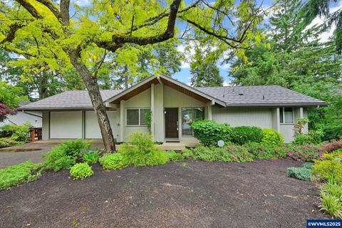 3677 Wilshire Ln Eugene OR 97405