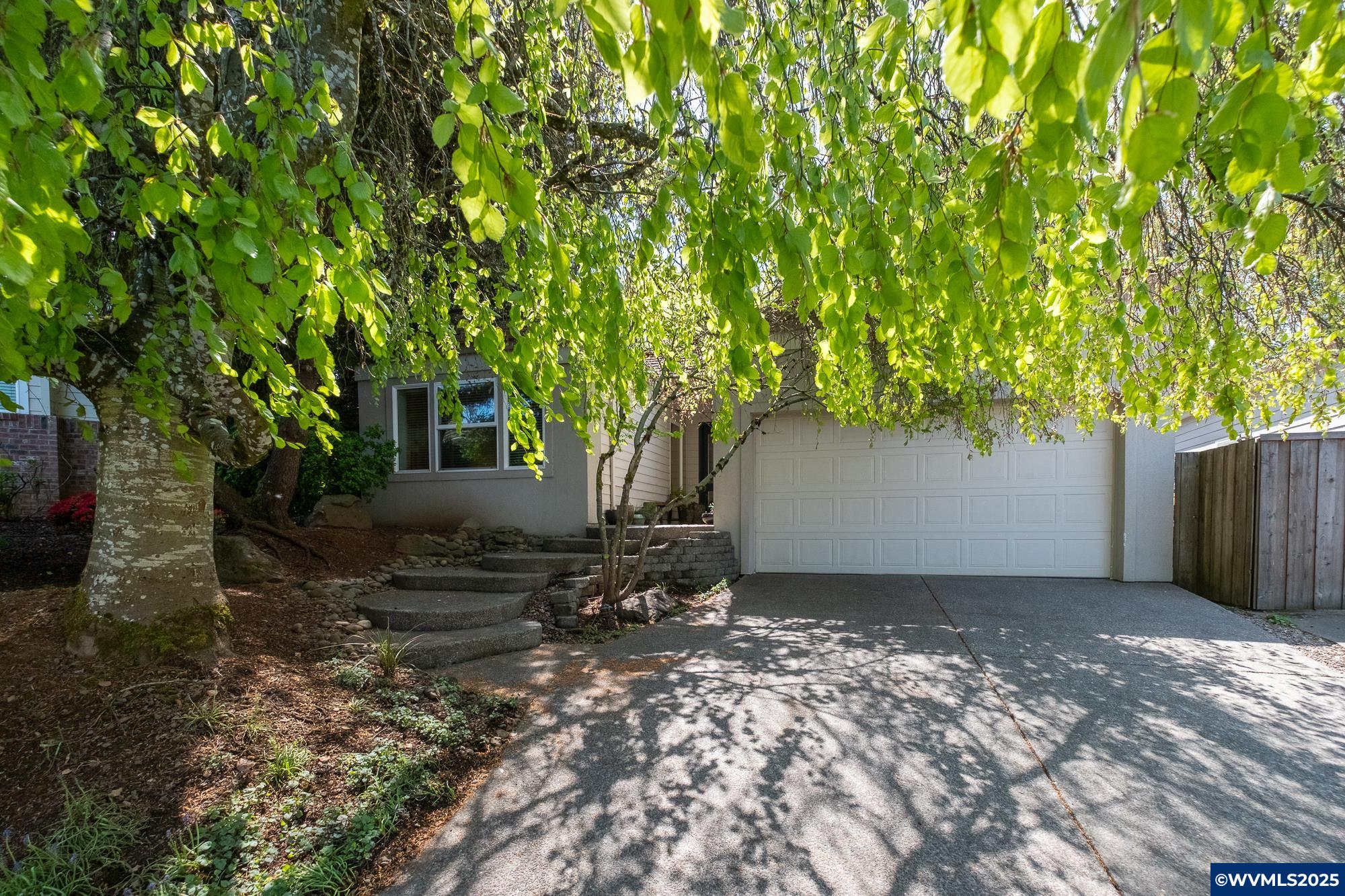 Salem, Oregon 97306, United States, 3 Bedrooms Bedrooms, ,2 BathroomsBathrooms,Residential,Active,120192