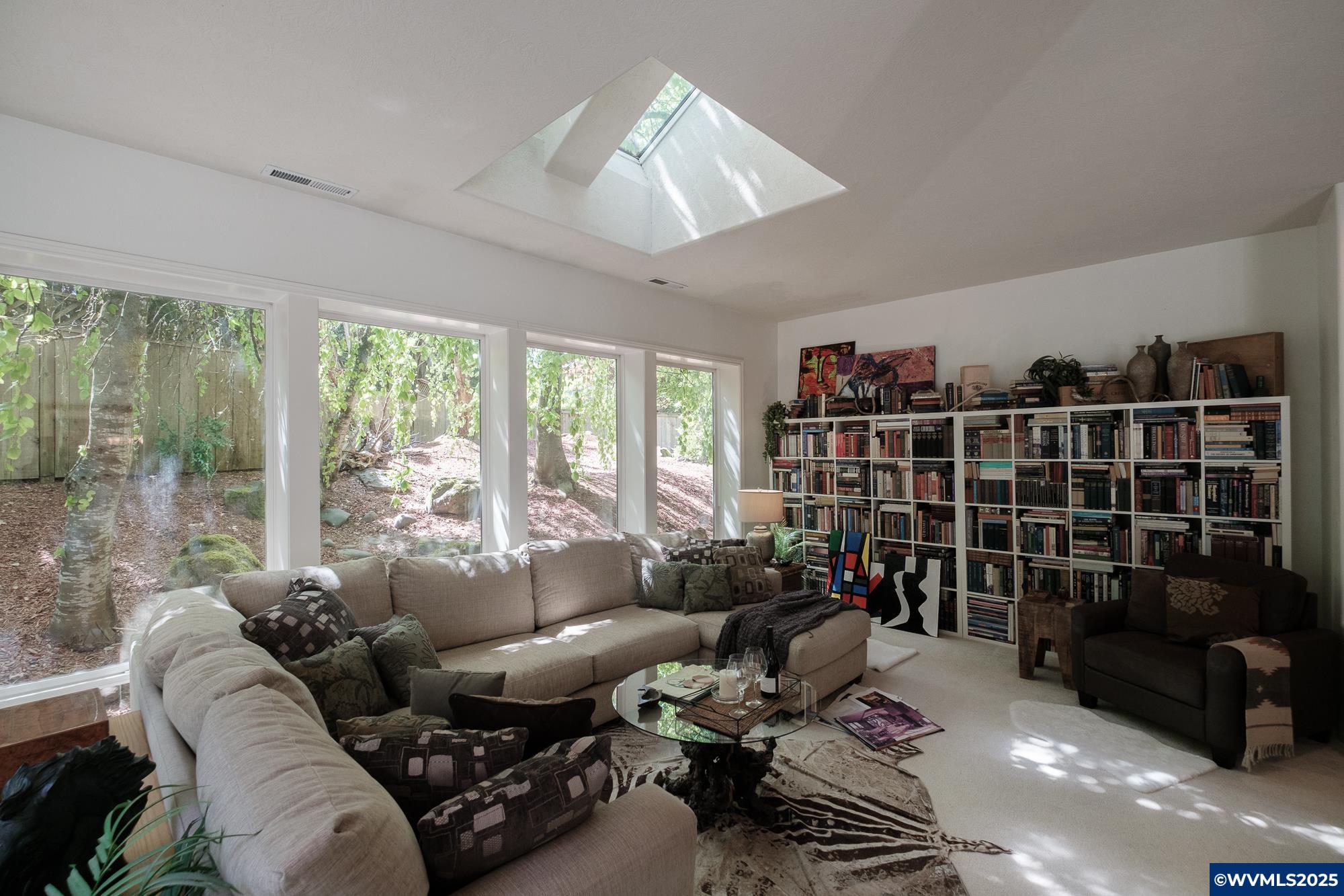 Salem, Oregon 97306, United States, 3 Bedrooms Bedrooms, ,2 BathroomsBathrooms,Residential,Active,120192