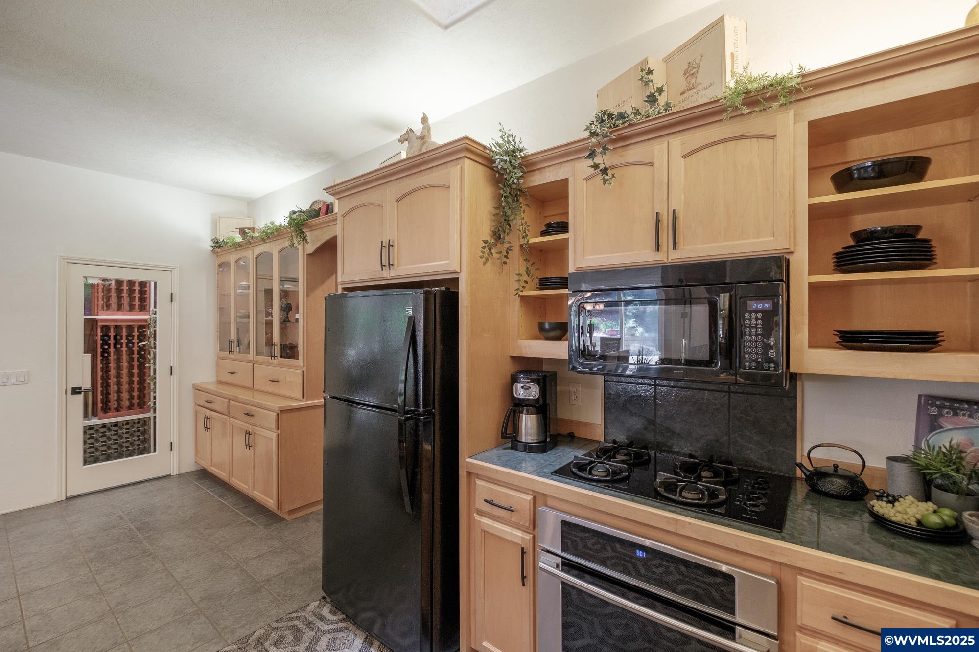 Salem, Oregon 97306, United States, 3 Bedrooms Bedrooms, ,2 BathroomsBathrooms,Residential,Active,120192