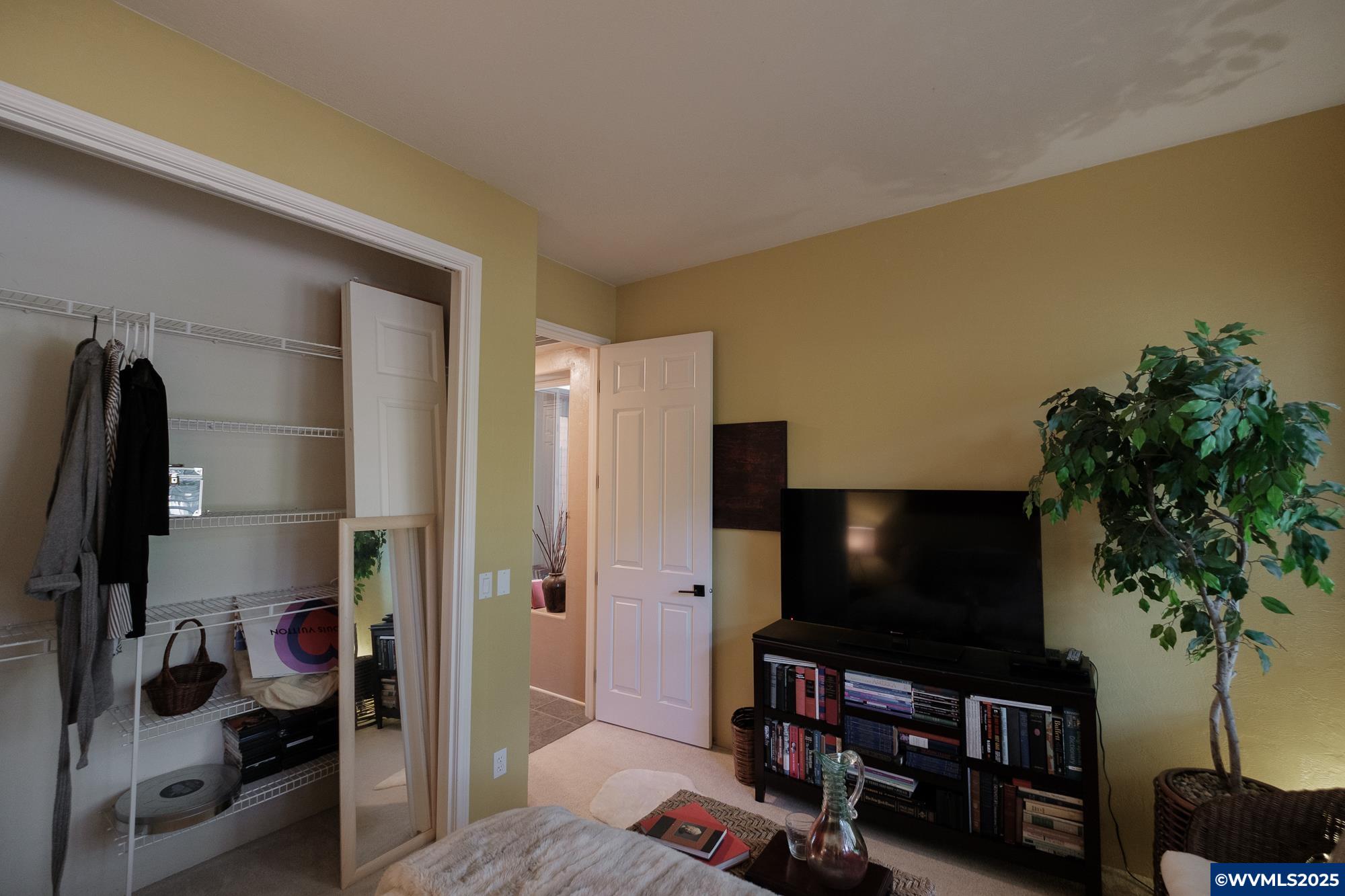 Salem, Oregon 97306, United States, 3 Bedrooms Bedrooms, ,2 BathroomsBathrooms,Residential,Active,120192