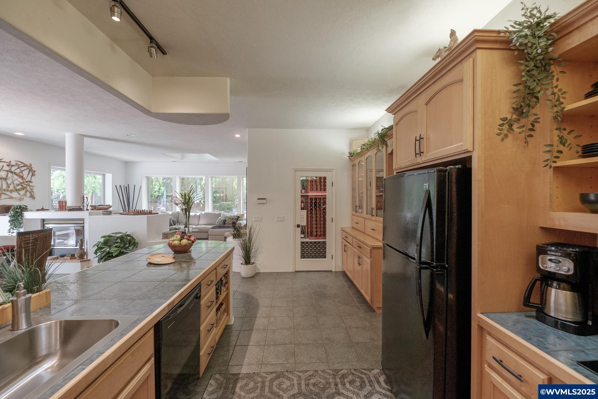 Salem, Oregon 97306, United States, 3 Bedrooms Bedrooms, ,2 BathroomsBathrooms,Residential,Active,120192