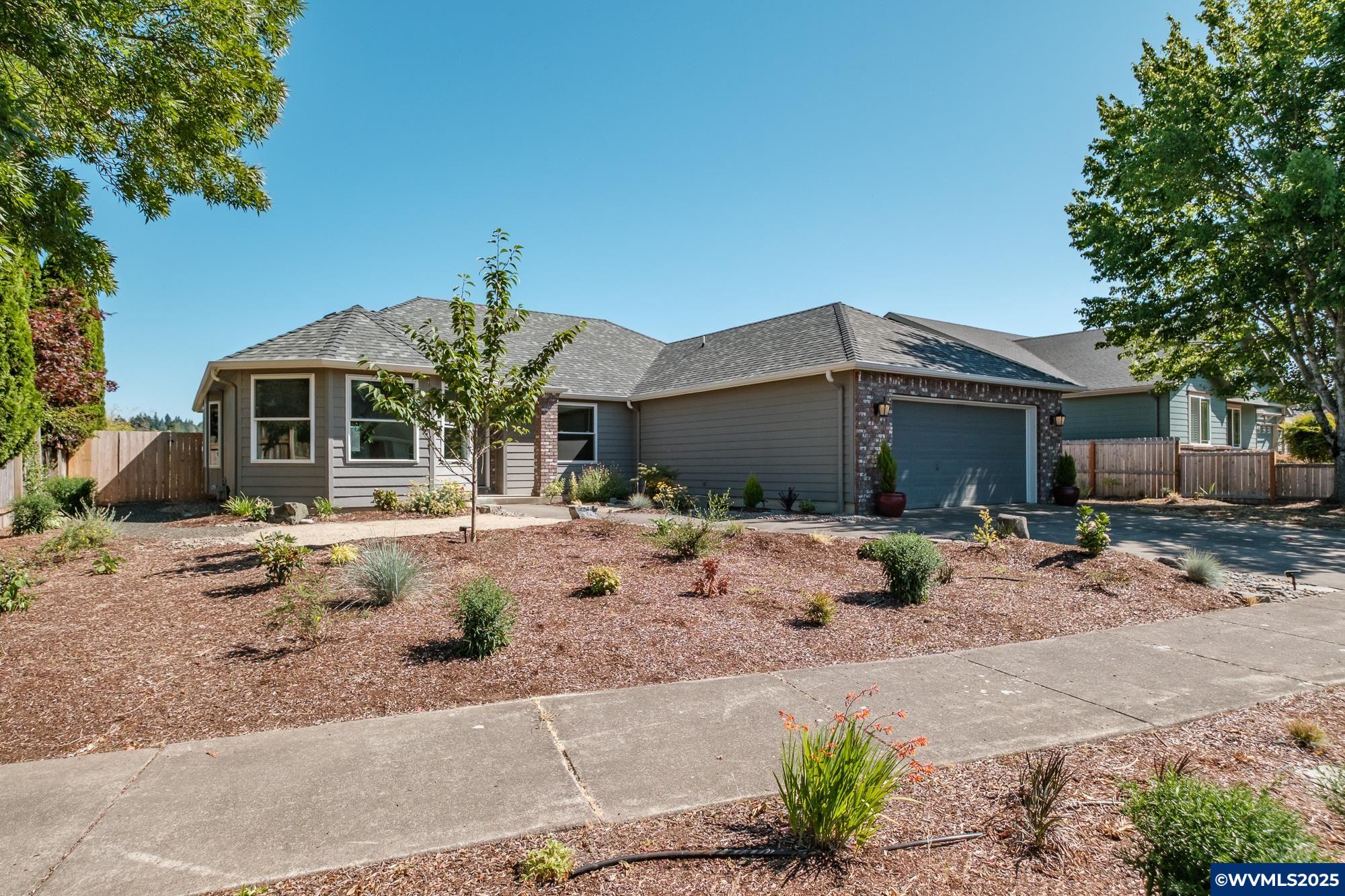 2677 NW 19th Av