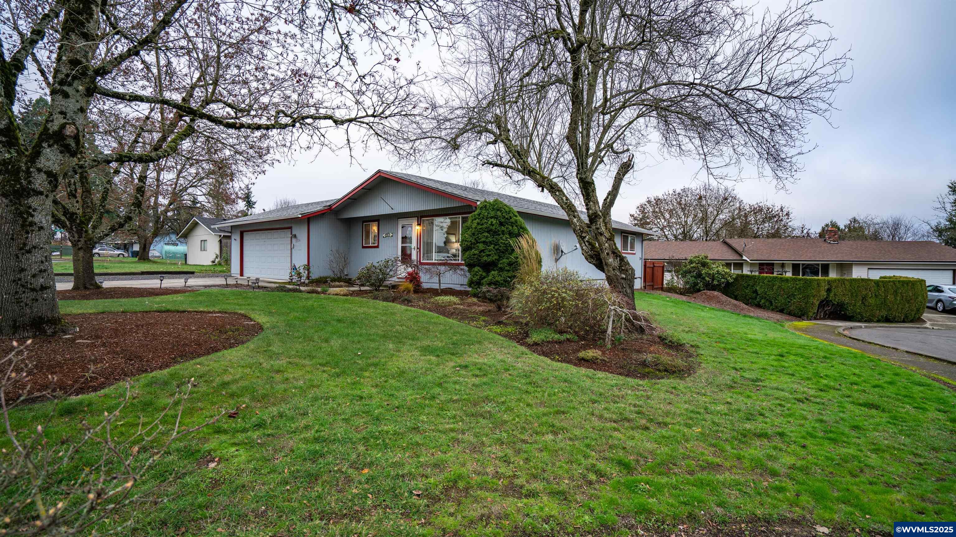 Salem, Oregon 97305, United States, 3 Bedrooms Bedrooms, ,2 BathroomsBathrooms,Residential,Active,255148
