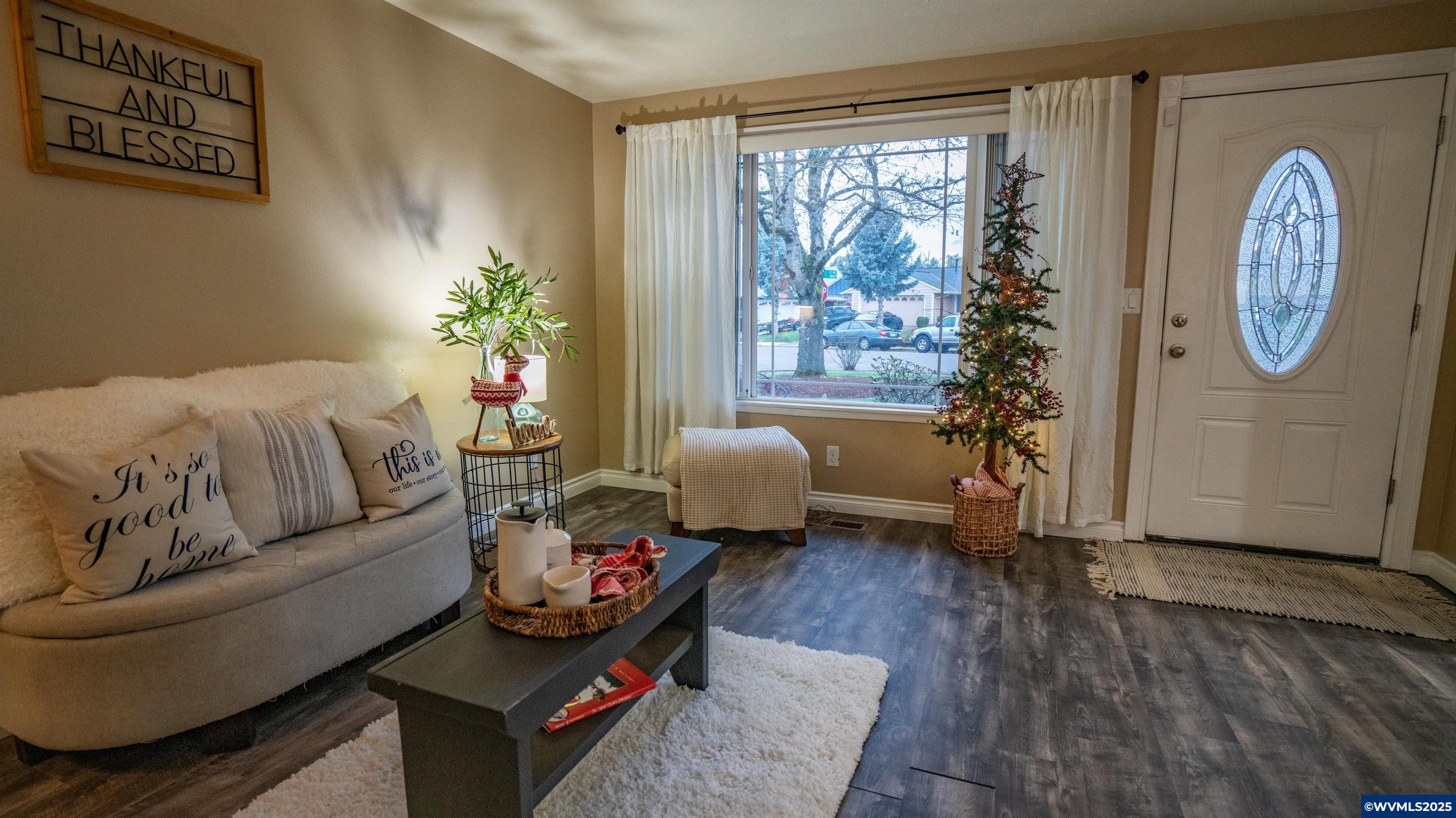 Salem, Oregon 97305, United States, 3 Bedrooms Bedrooms, ,2 BathroomsBathrooms,Residential,Active,255148