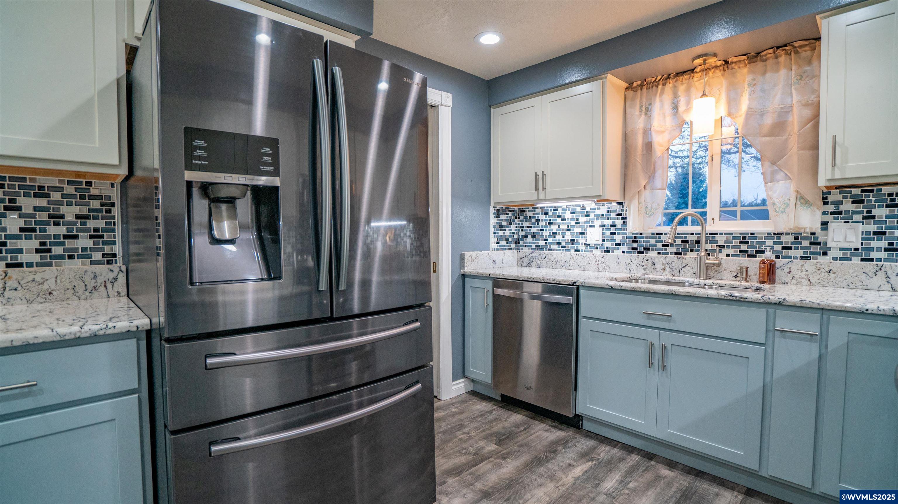 Salem, Oregon 97305, United States, 3 Bedrooms Bedrooms, ,2 BathroomsBathrooms,Residential,Active,255148