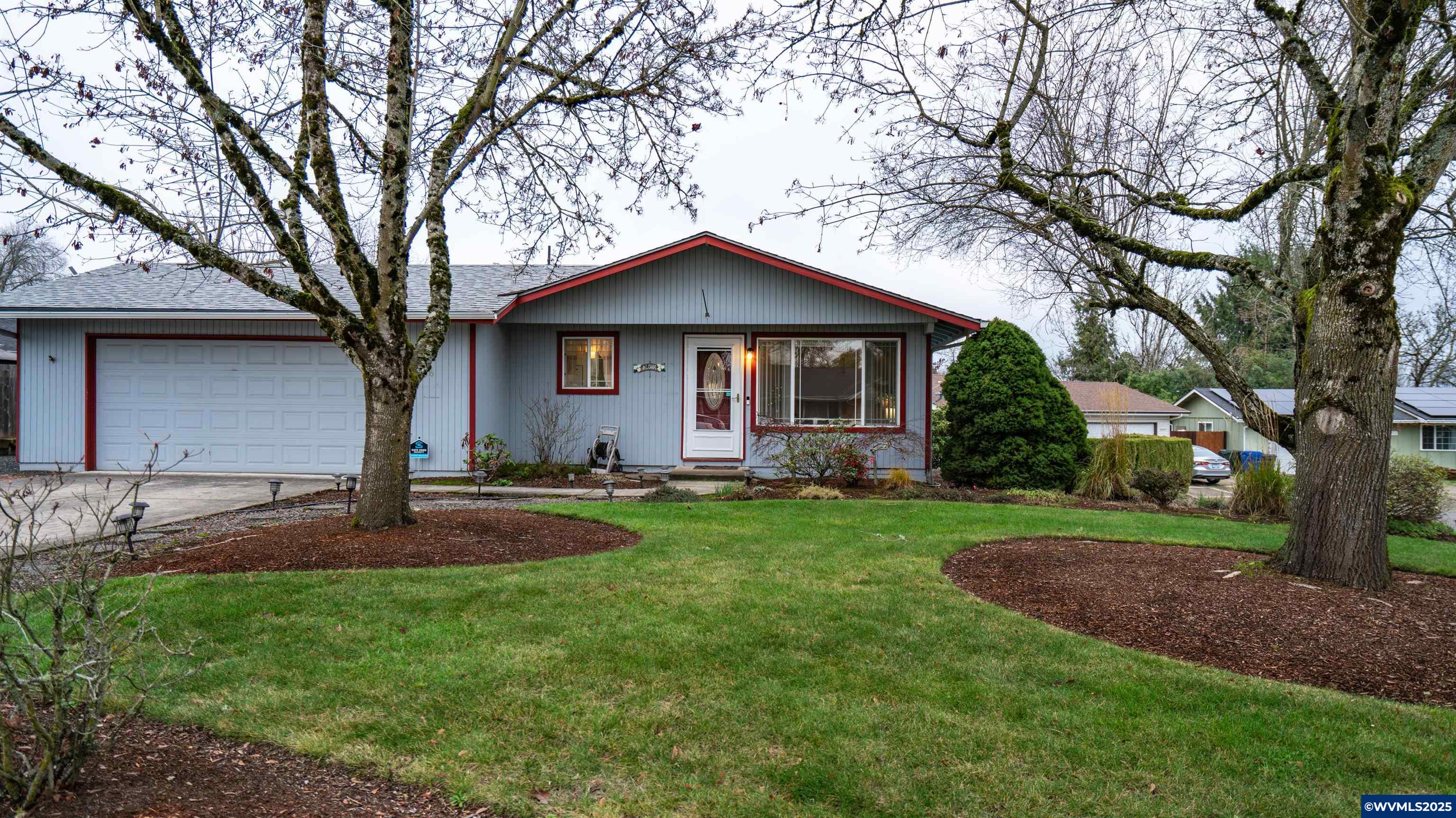 Salem, Oregon 97305, United States, 3 Bedrooms Bedrooms, ,2 BathroomsBathrooms,Residential,Active,255148