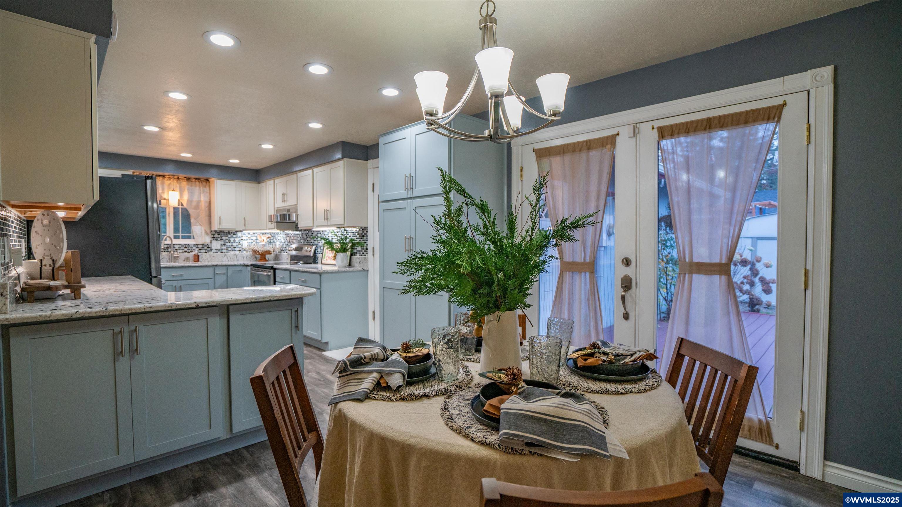 Salem, Oregon 97305, United States, 3 Bedrooms Bedrooms, ,2 BathroomsBathrooms,Residential,Active,255148