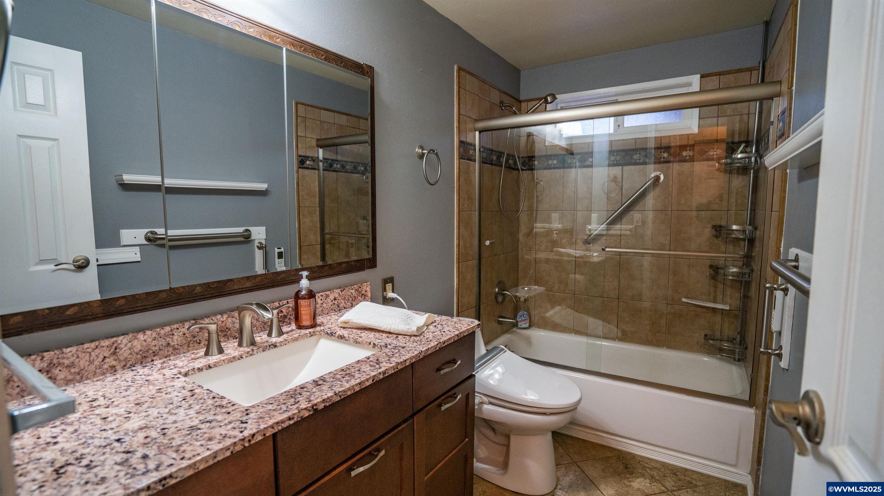 Salem, Oregon 97305, United States, 3 Bedrooms Bedrooms, ,2 BathroomsBathrooms,Residential,Active,255148