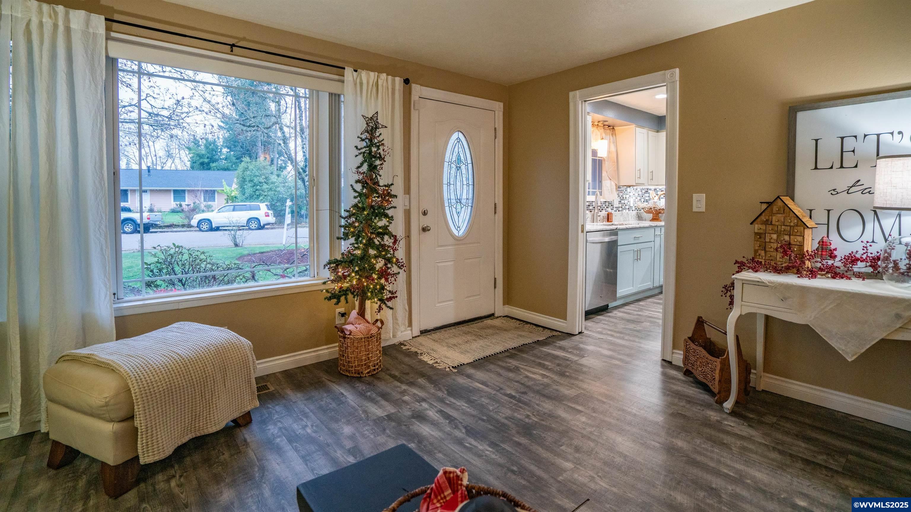 Salem, Oregon 97305, United States, 3 Bedrooms Bedrooms, ,2 BathroomsBathrooms,Residential,Active,255148