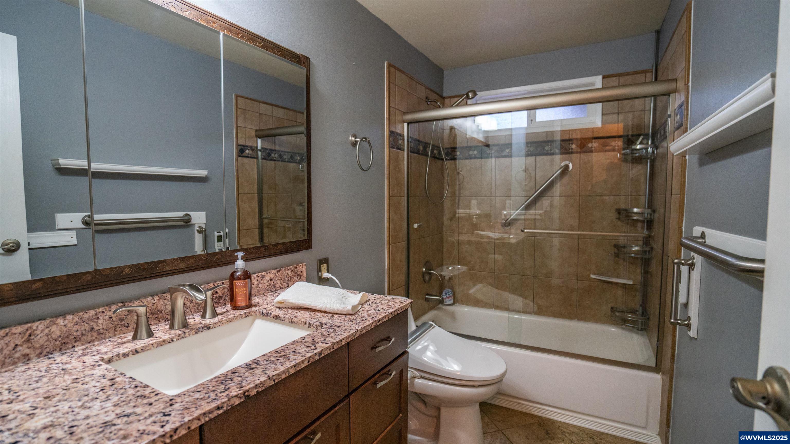 Salem, Oregon 97305, United States, 3 Bedrooms Bedrooms, ,2 BathroomsBathrooms,Residential,Active,255148