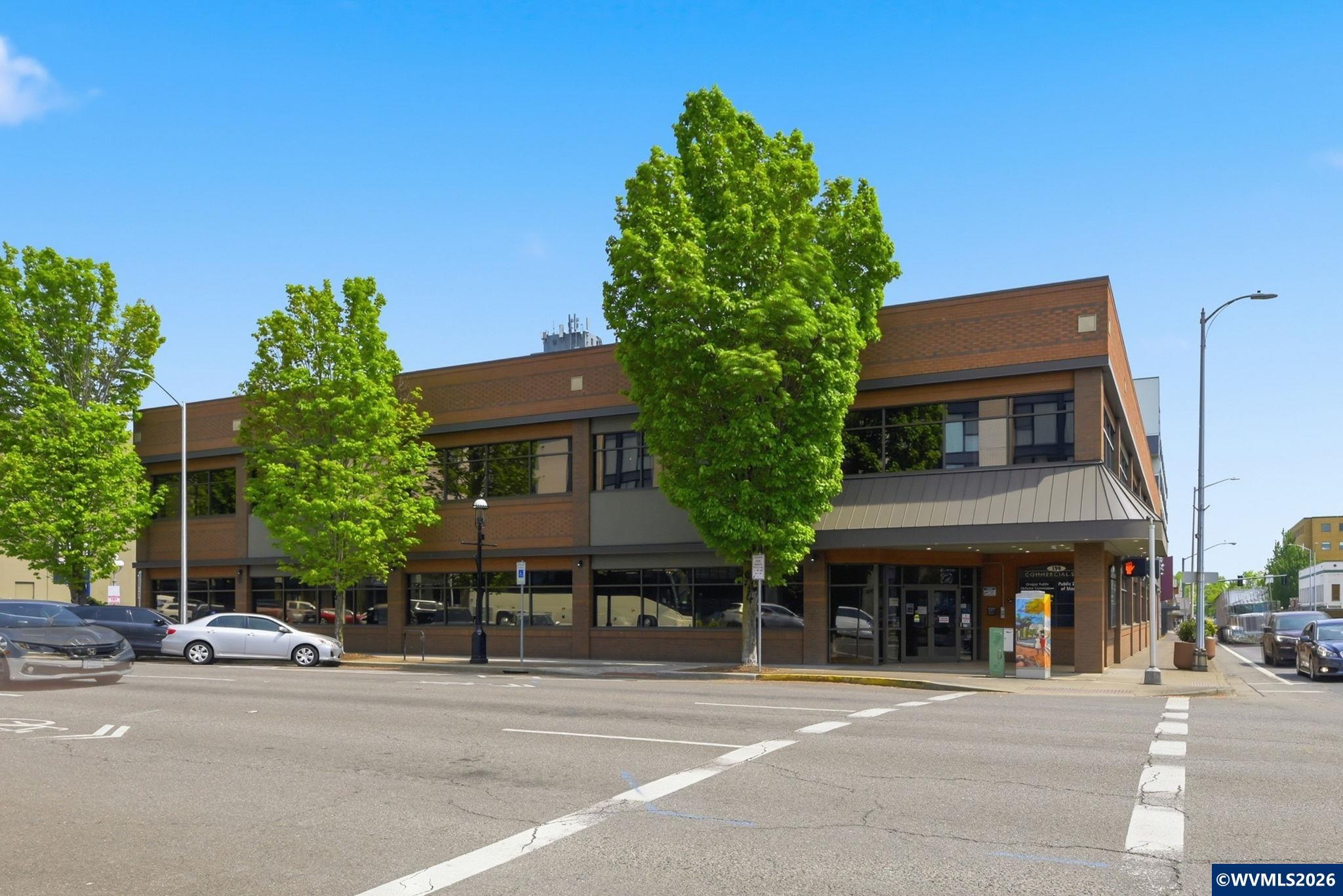 198 Commercial St SE