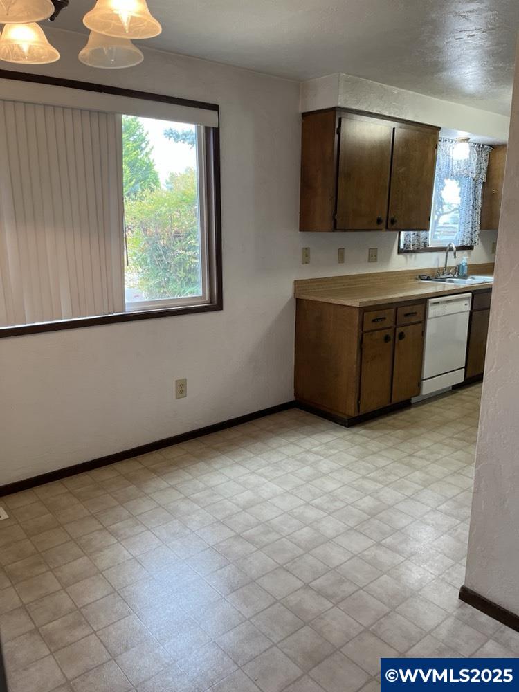 2801 Raleigh - 2803 Ct SE