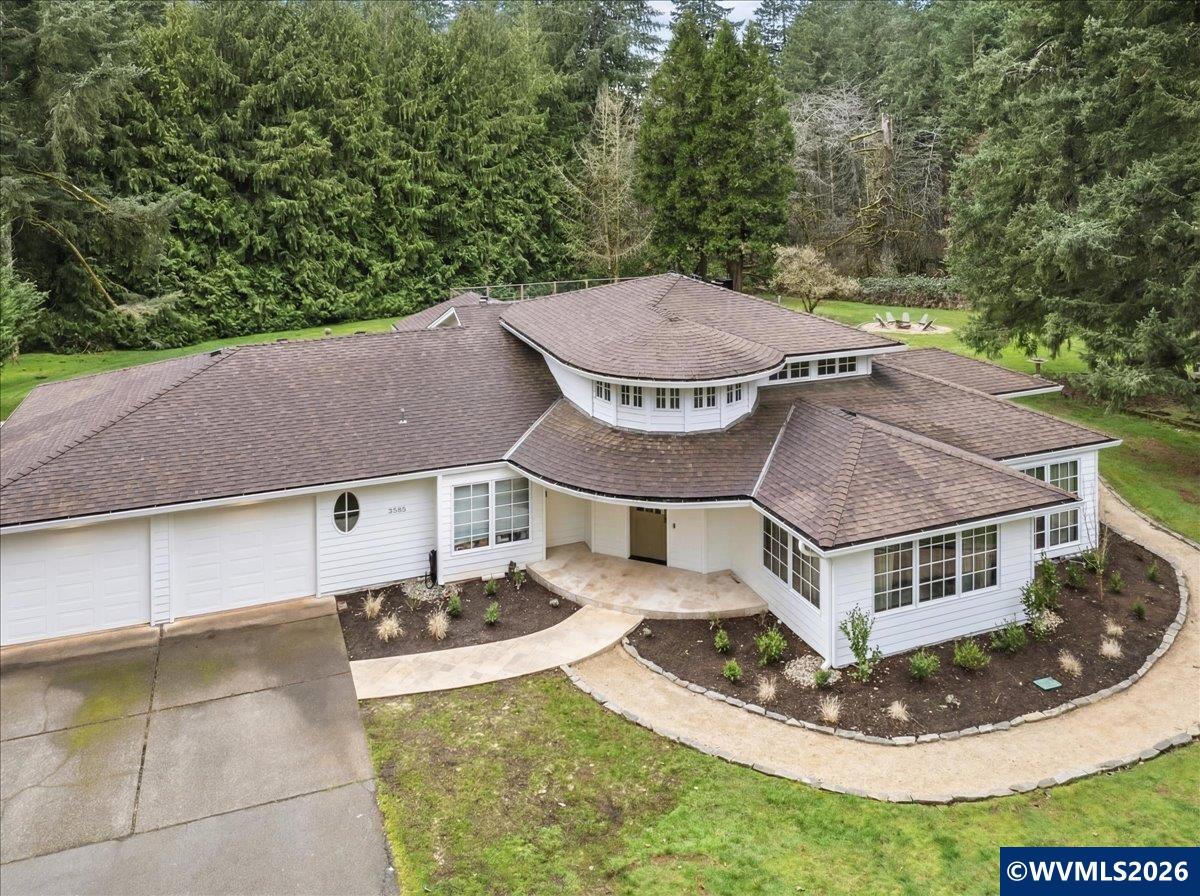 3585 Deer Lake Ct SE