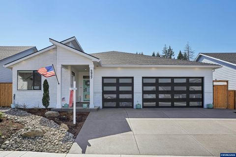 5927 Evangelista St S Salem OR 97306